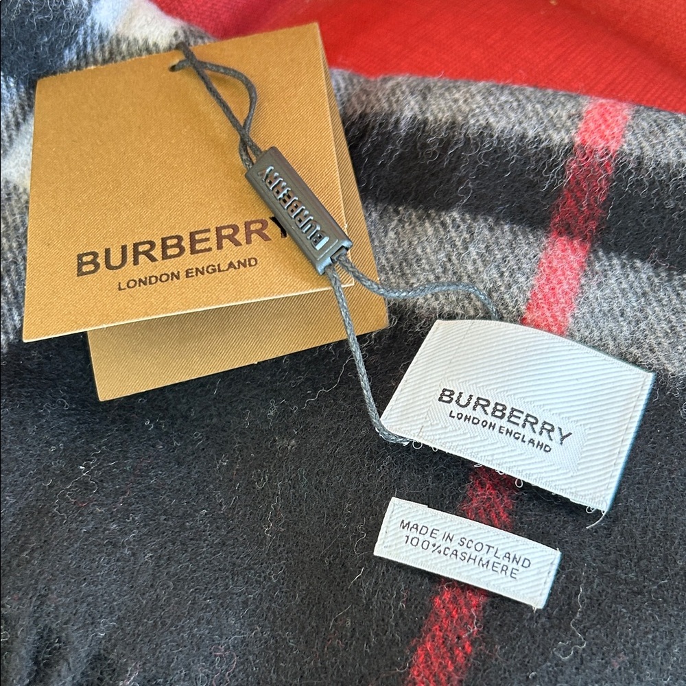 Burberry Cashmere Charcoal Plaid Check Scarf - Picture 6 of 8